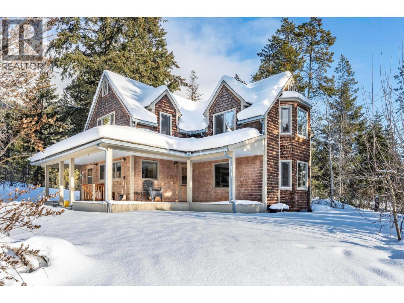 Golden, BC, V0A1H7, Canada, 3 Bedrooms Bedrooms, ,Residential,For Sale,2013845