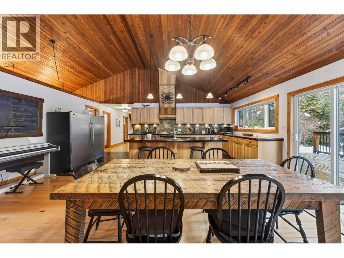 Golden, BC, V0A1H1, Canada, ,Residential,For Sale,2013844