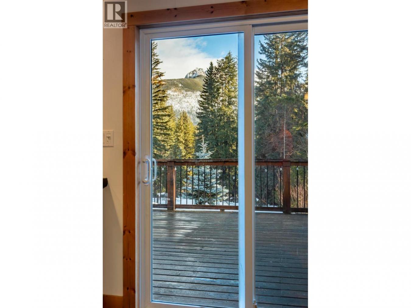 Golden, BC, V0A1H1, Canada, ,Residential,For Sale,2013844