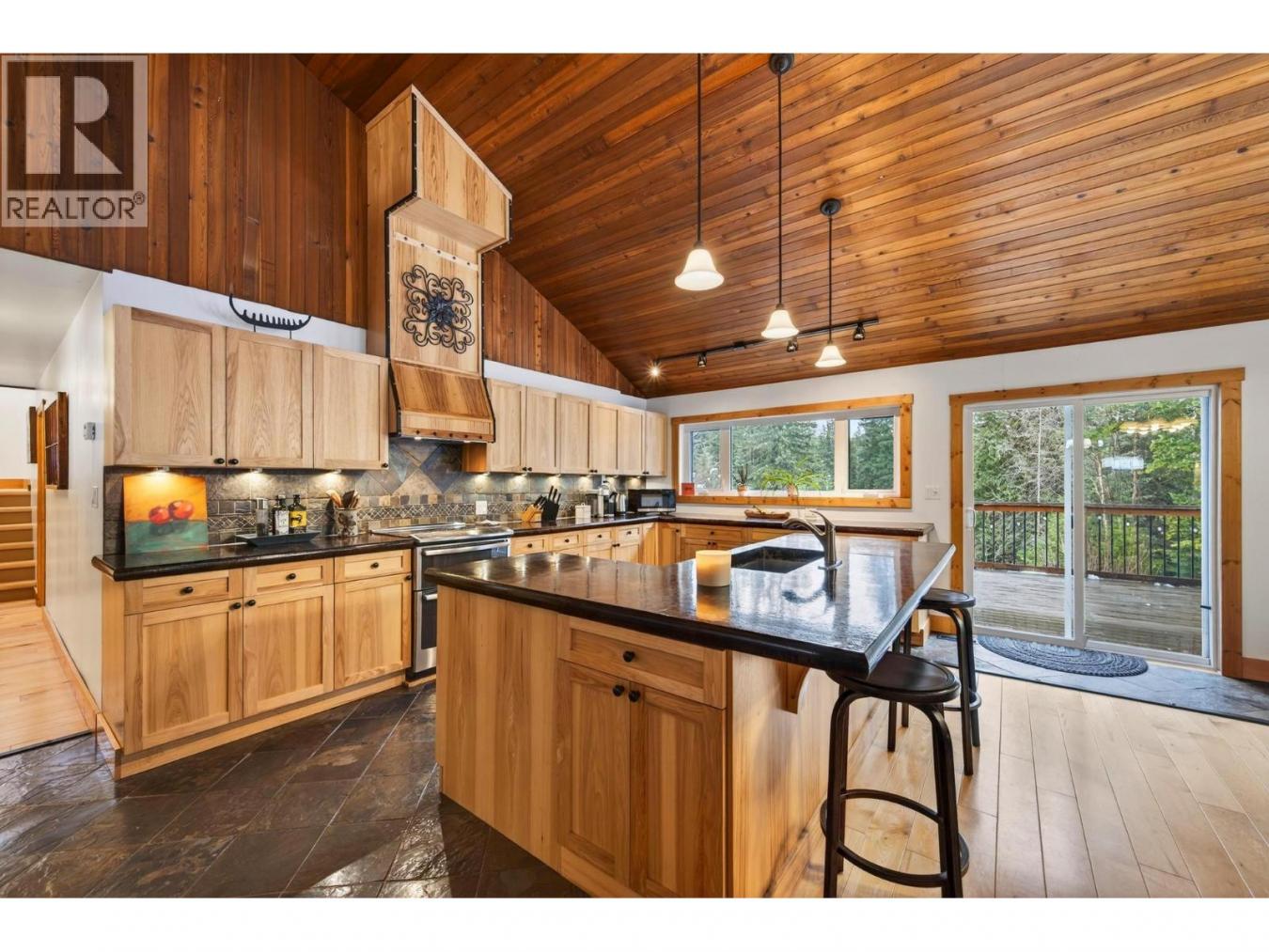 Golden, BC, V0A1H1, Canada, ,Residential,For Sale,2013844