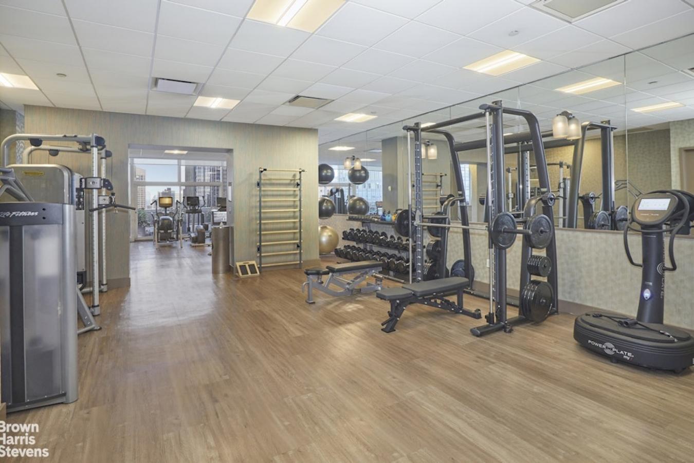 New York, New York, 10019, United States, 3 Bedrooms Bedrooms, ,3 BathroomsBathrooms,Residential,For Sale,2013839