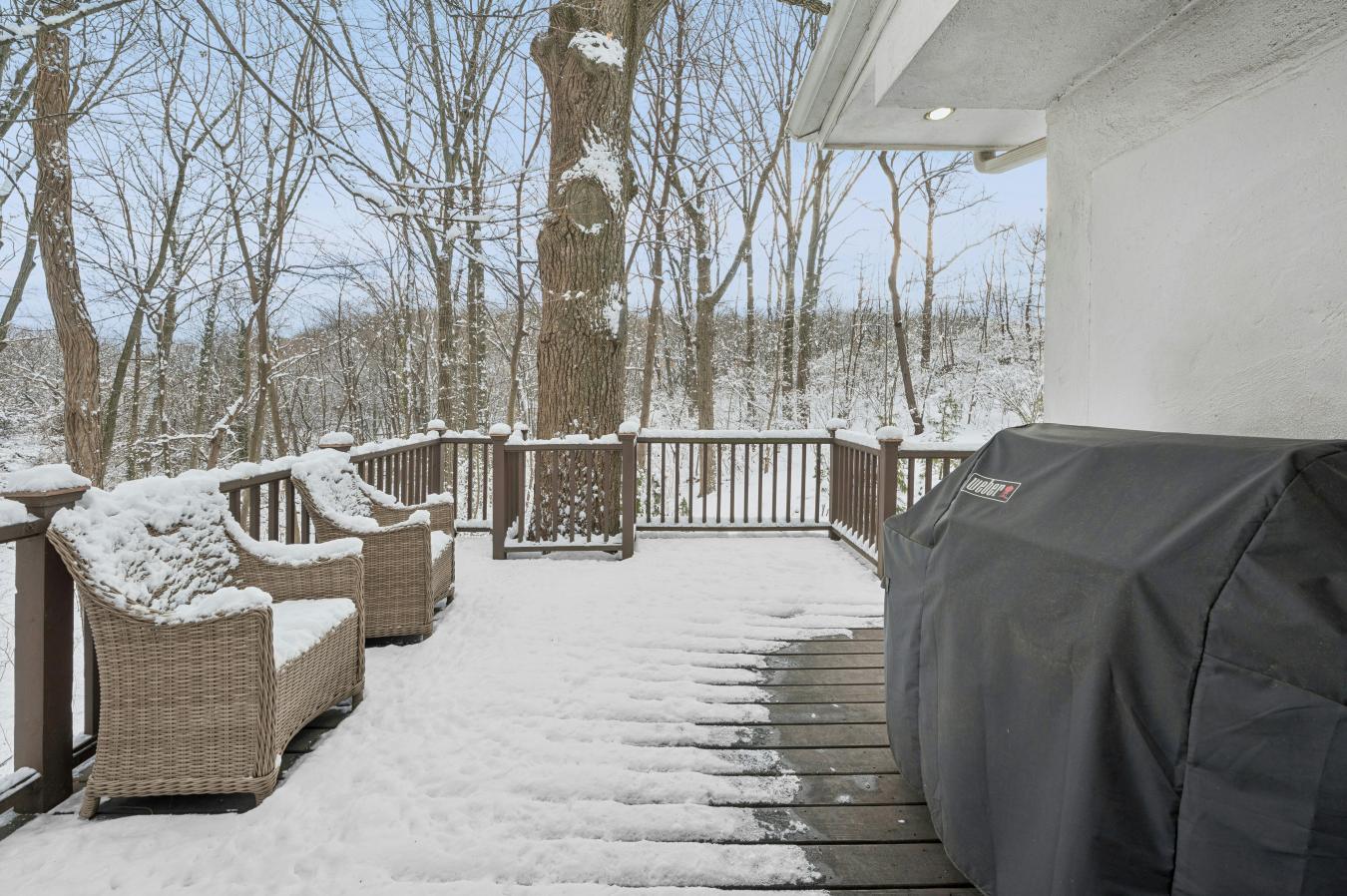 North Riverdale, New York, 10471, United States, 4 Bedrooms Bedrooms, ,3 BathroomsBathrooms,Residential,For Sale,2013838