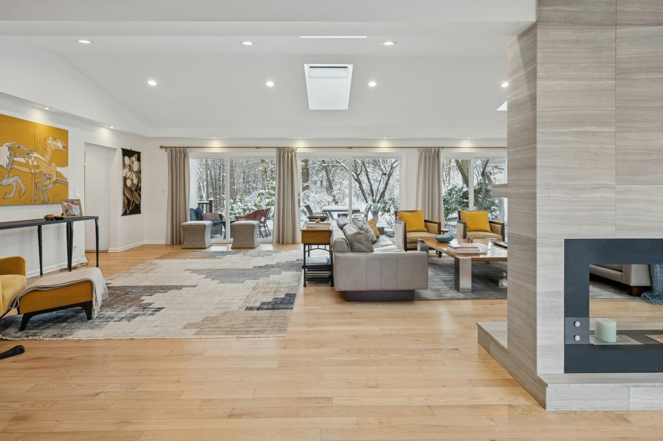 North Riverdale, New York, 10471, United States, 4 Bedrooms Bedrooms, ,3 BathroomsBathrooms,Residential,For Sale,2013838