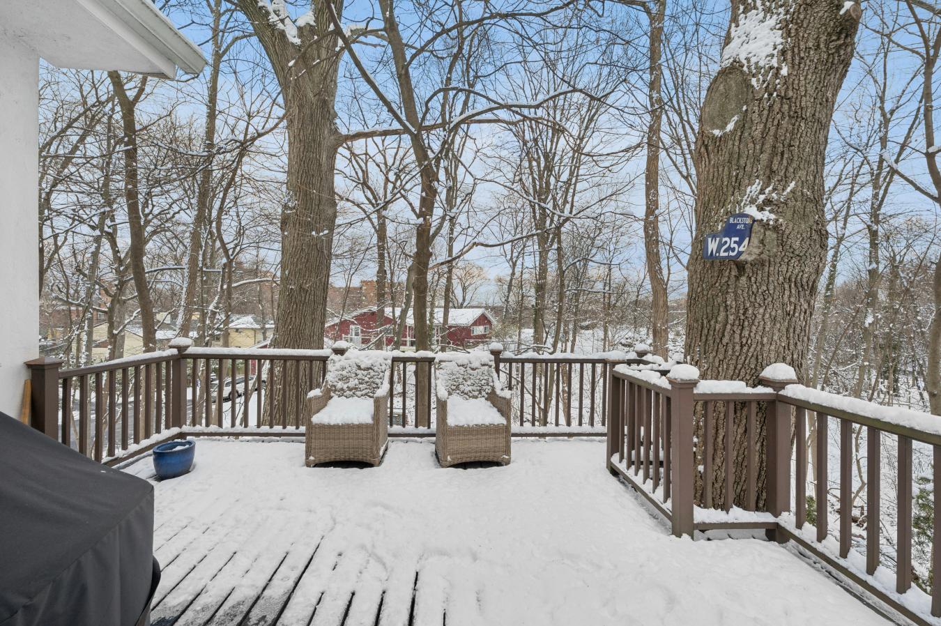 North Riverdale, New York, 10471, United States, 4 Bedrooms Bedrooms, ,3 BathroomsBathrooms,Residential,For Sale,2013838