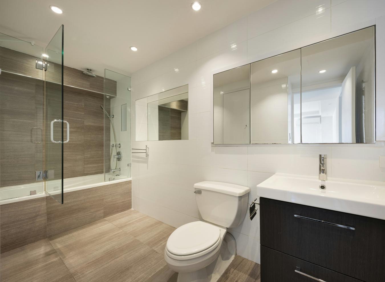 New York, New York, 10022, United States, 2 Bedrooms Bedrooms, ,1 BathroomBathrooms,Residential,For Sale,2013832