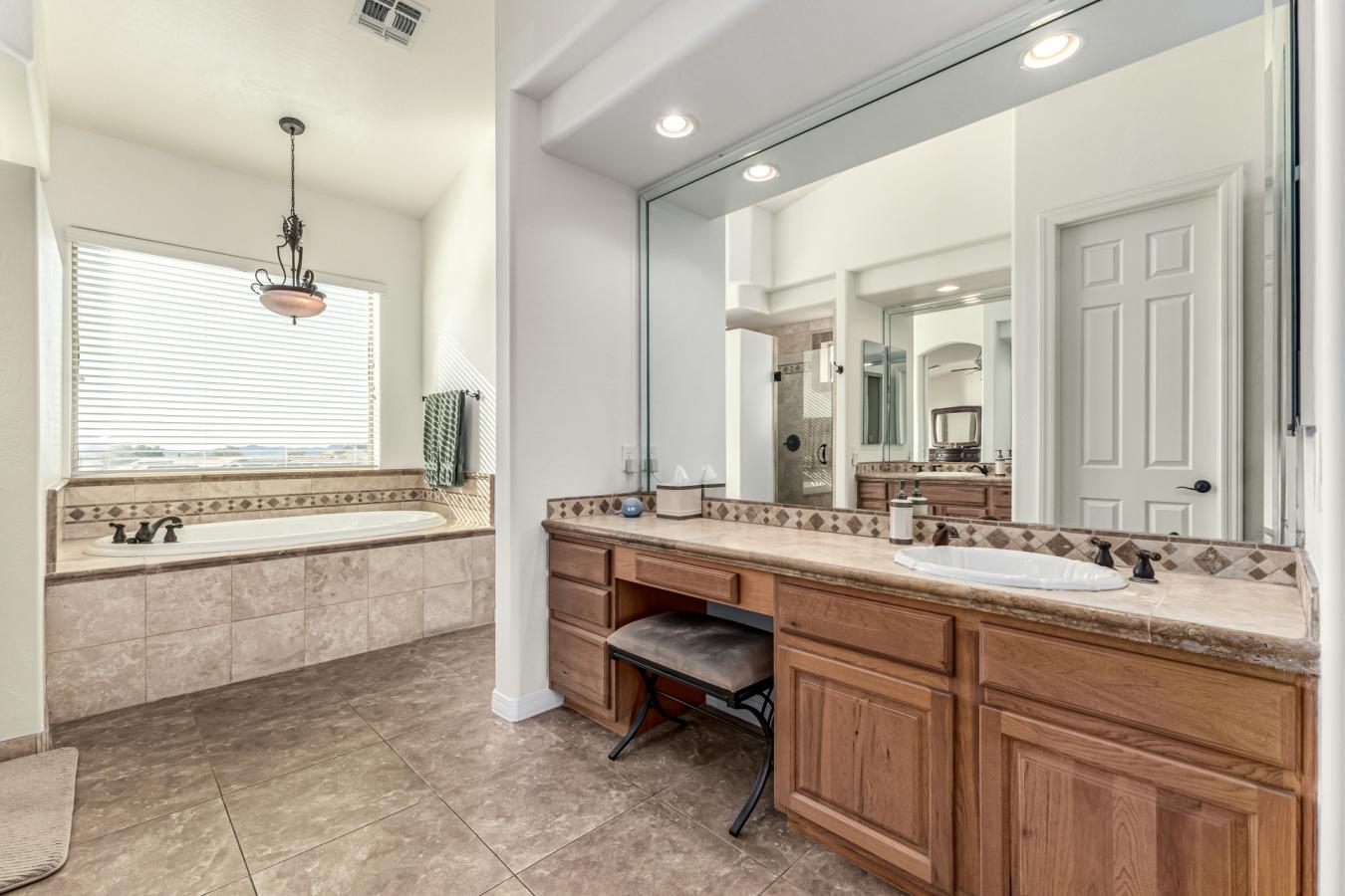 Cave Creek, Arizona, 85331, United States, 4 Bedrooms Bedrooms, ,4 BathroomsBathrooms,Residential,For Sale,2013829