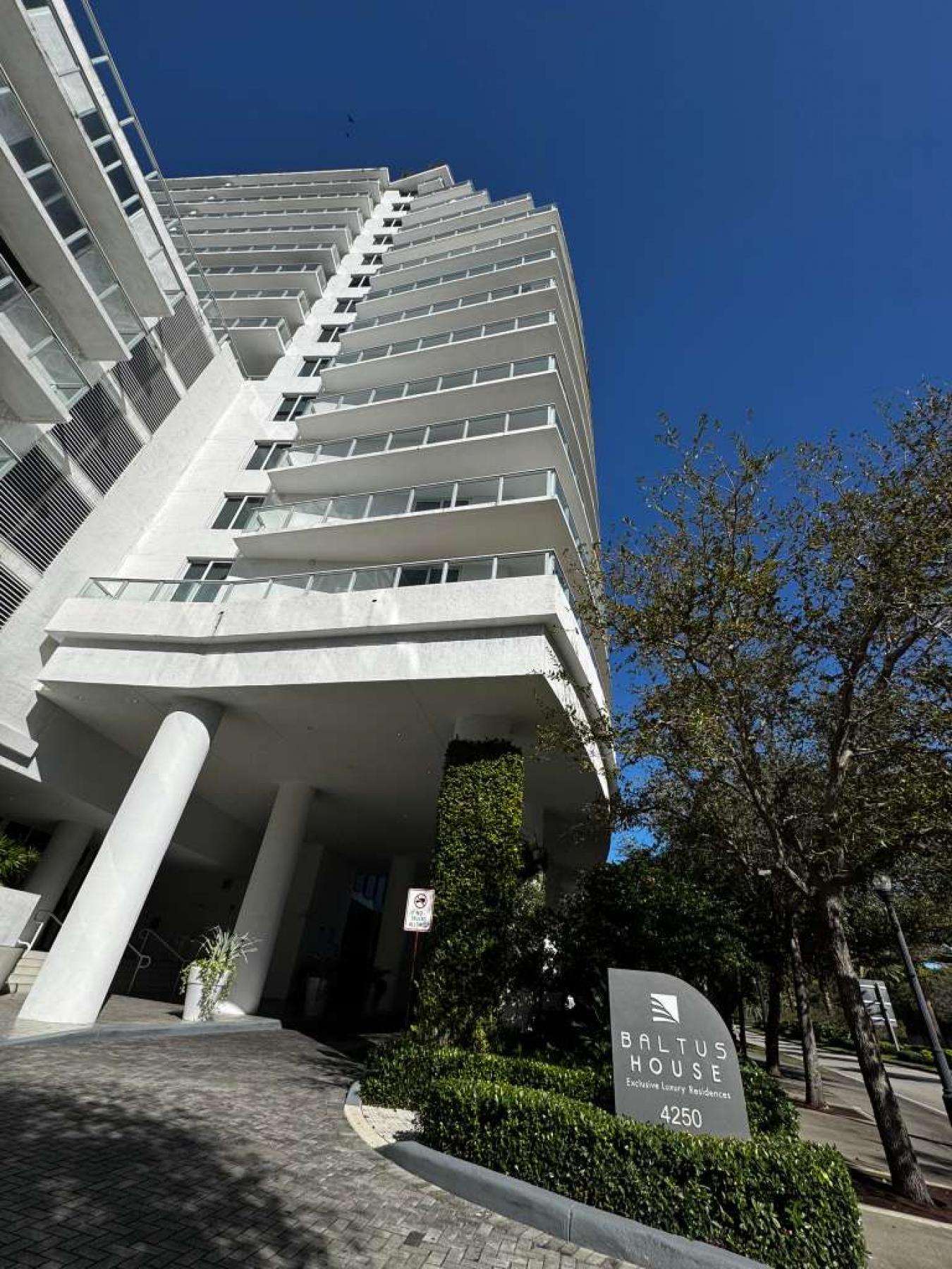 If you want to live in the best location, designed by an award-winning – image 4
