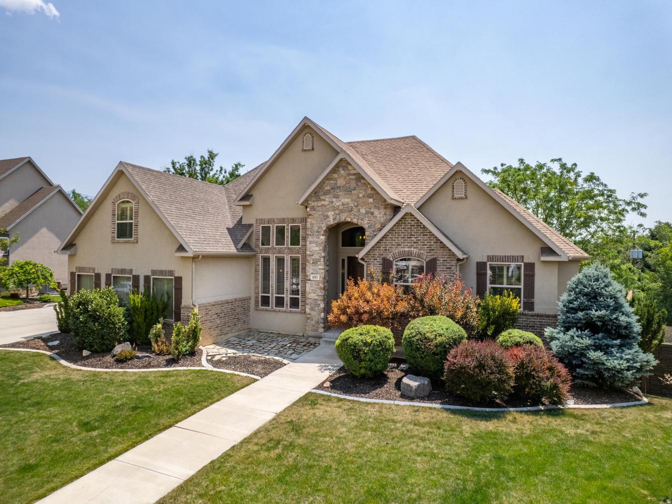 Pleasant Grove, Utah, 84062, United States, ,Residential,For Sale,2013828