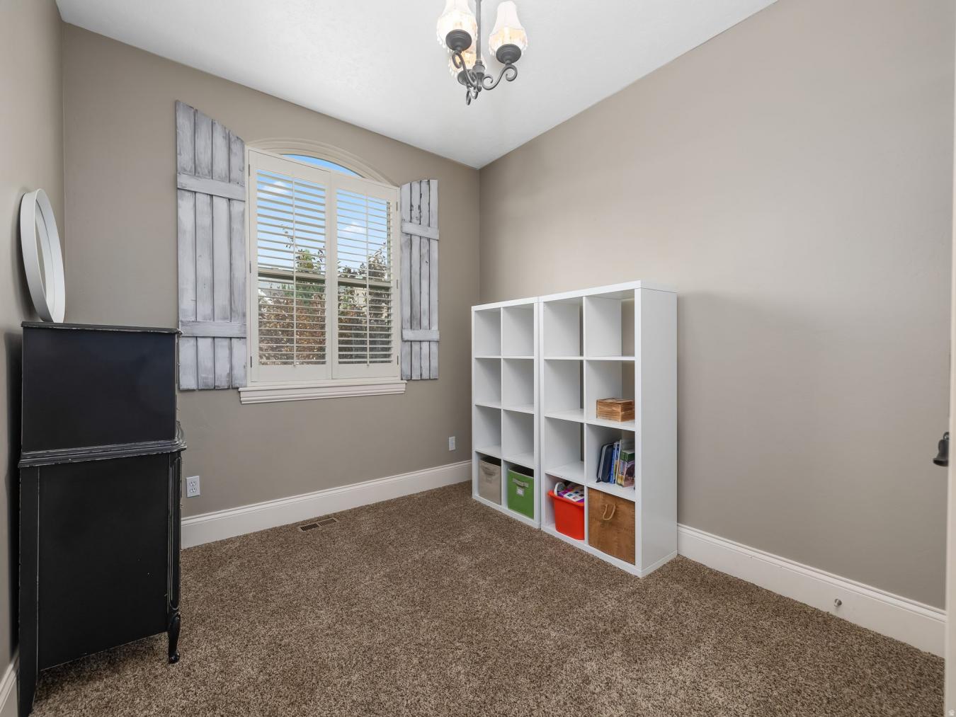 Pleasant Grove, Utah, 84062, United States, ,Residential,For Sale,2013828