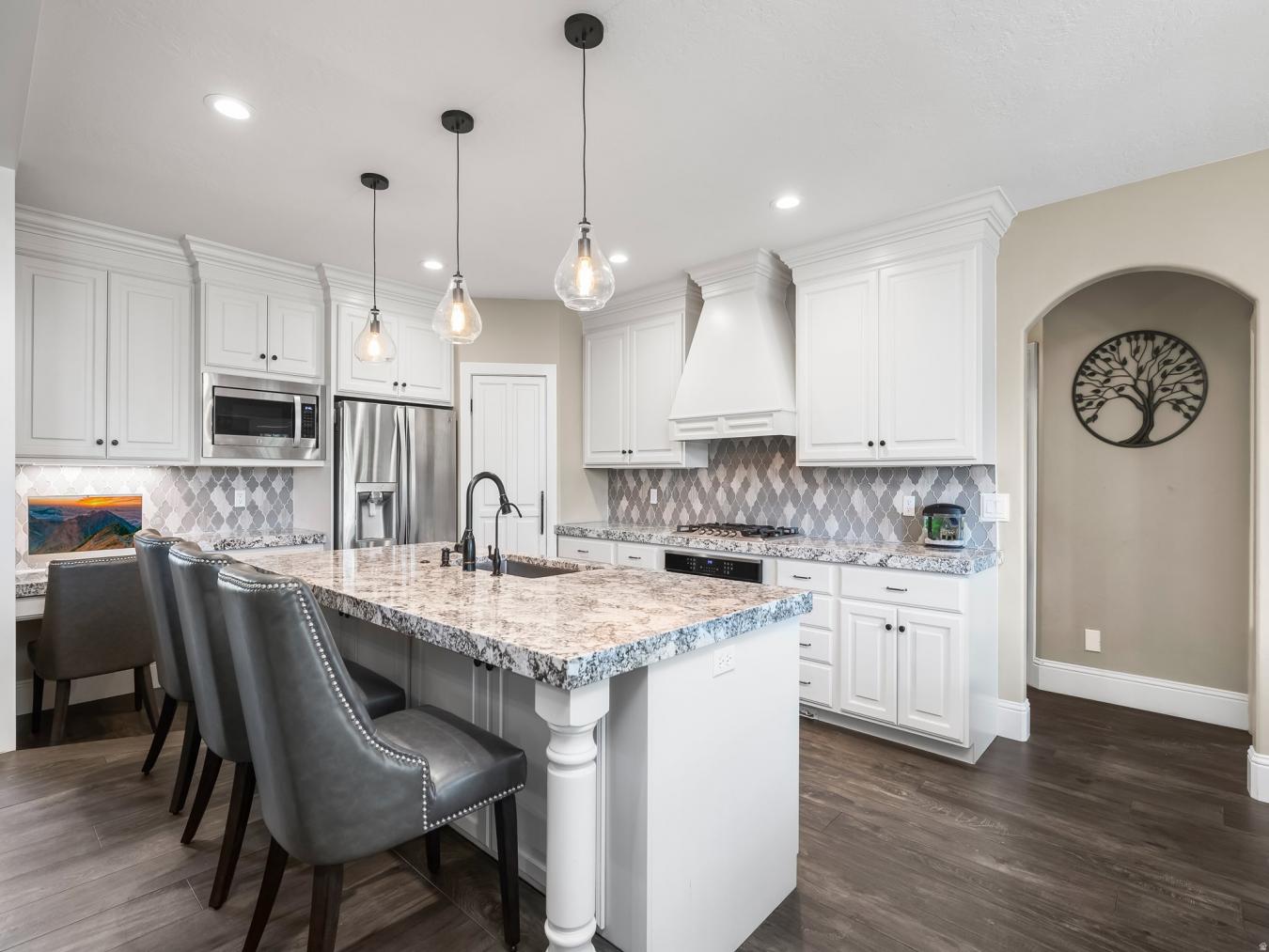 Pleasant Grove, Utah, 84062, United States, ,Residential,For Sale,2013828