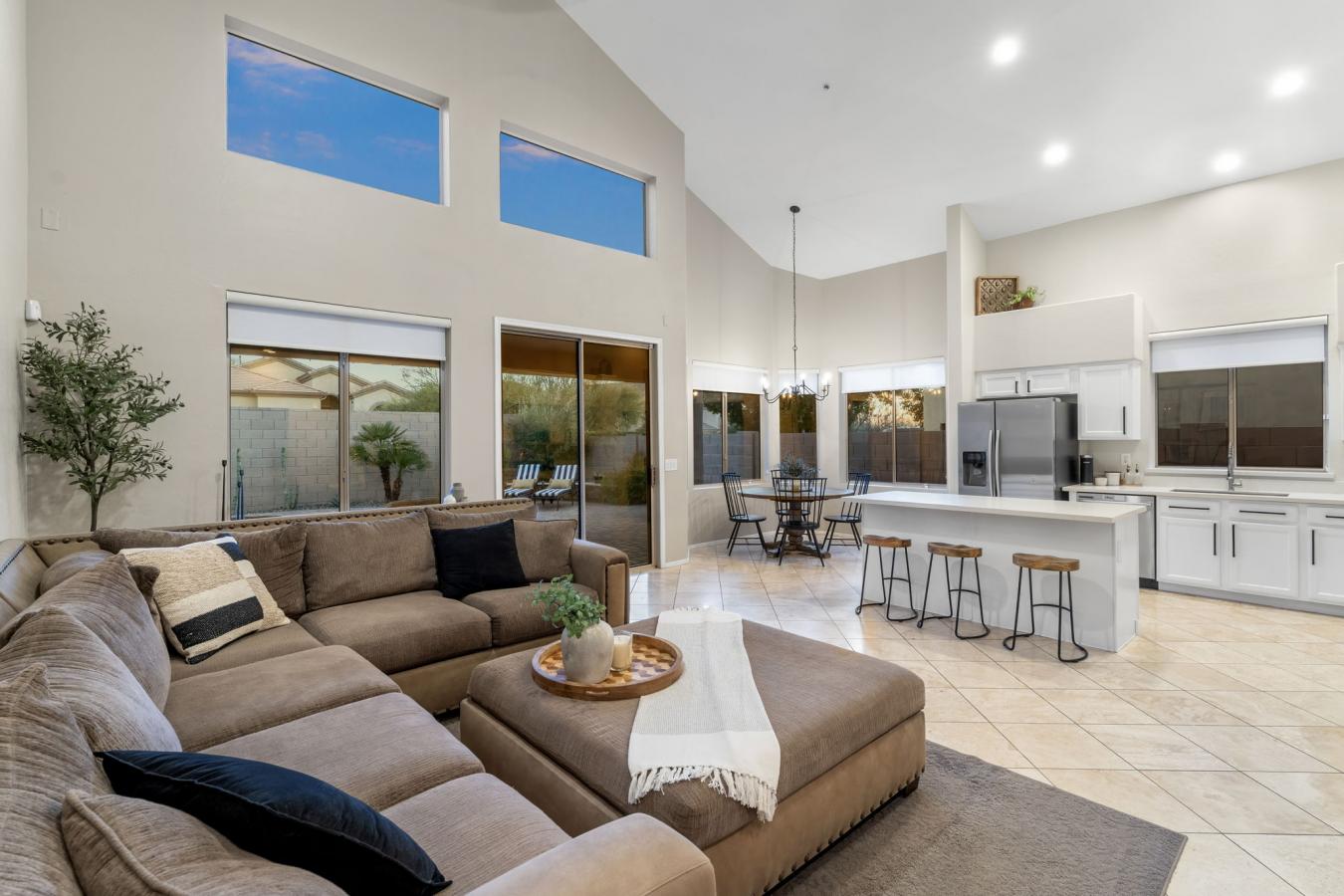 Scottsdale, Arizona, 85255, United States, 5 Bedrooms Bedrooms, ,2 BathroomsBathrooms,Residential,For Sale,2014111