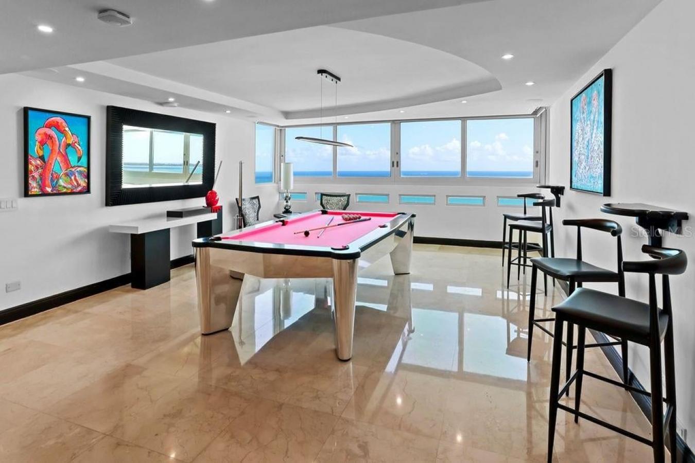 Carolina, Carolina, PR 00979, Puerto Rico, 5 Bedrooms Bedrooms, ,4 BathroomsBathrooms,Residential,For Sale,2014109