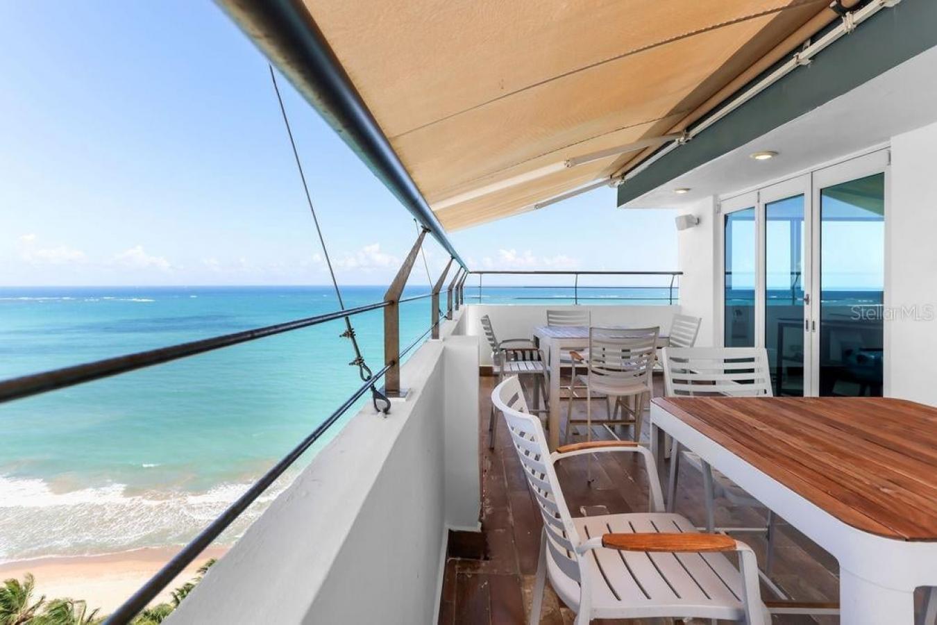 Carolina, Carolina, PR 00979, Puerto Rico, 5 Bedrooms Bedrooms, ,4 BathroomsBathrooms,Residential,For Sale,2014109