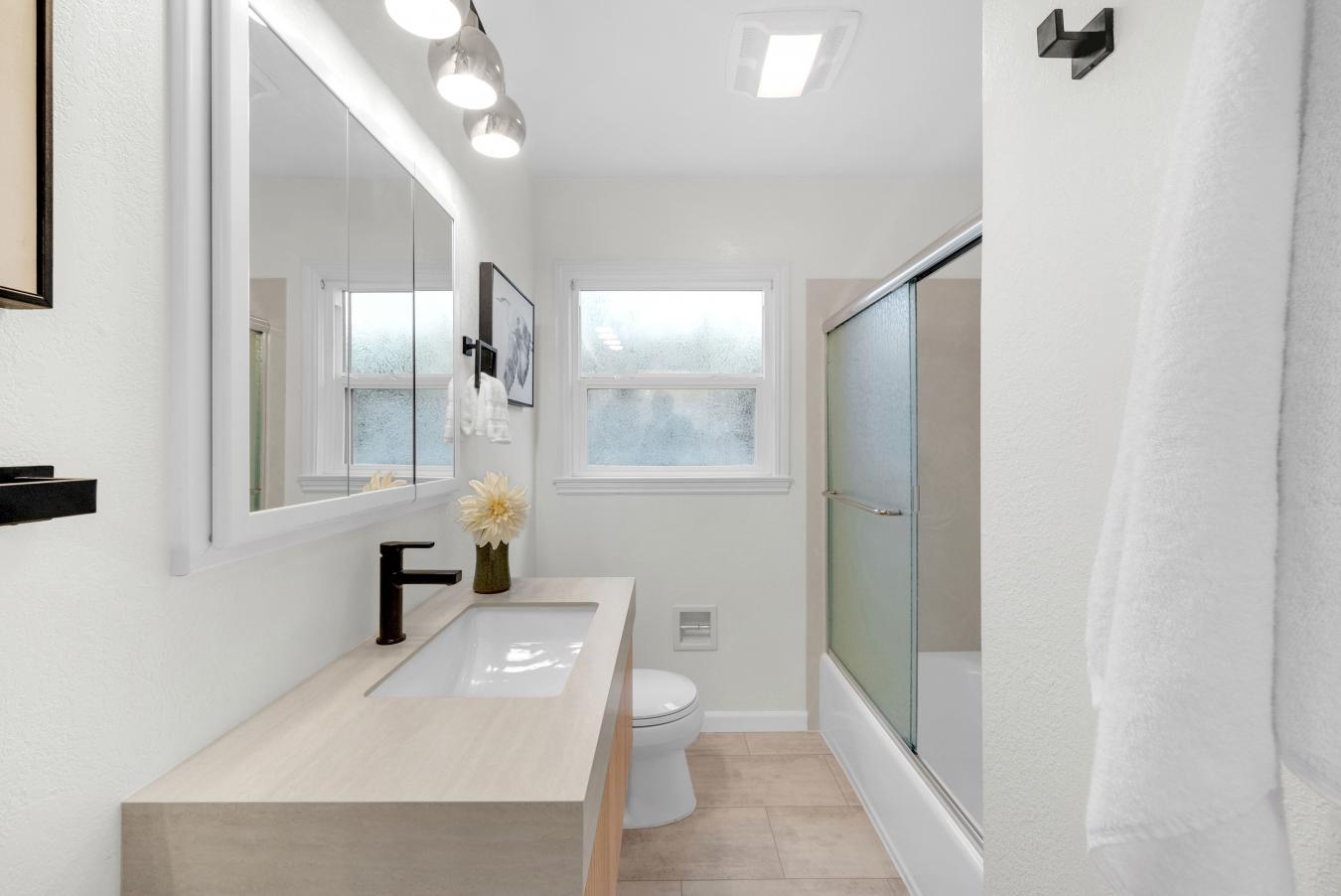 San Mateo, San Mateo, 94403, United States, 3 Bedrooms Bedrooms, ,2 BathroomsBathrooms,Residential,For Sale,2014249