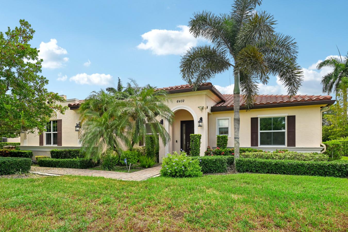 6432 SW 55th Place, Davie, Broward County, 33314, United States, 4 Bedrooms Bedrooms, ,3 BathroomsBathrooms,Residential,For Sale,6432 SW 55th Place,A11937777
