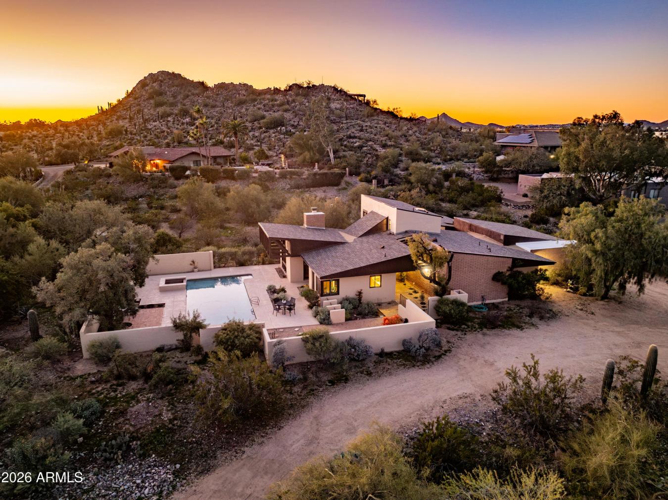 Phoenix, Maricopa, 85028, United States, 5 Bedrooms Bedrooms, ,4 BathroomsBathrooms,Residential,For Sale,2014245