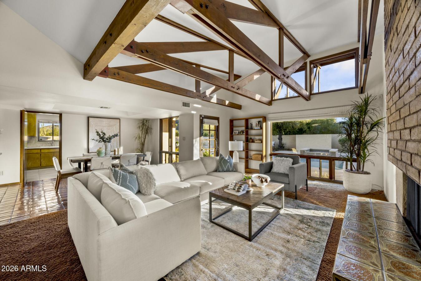 Phoenix, Maricopa, 85028, United States, 5 Bedrooms Bedrooms, ,4 BathroomsBathrooms,Residential,For Sale,2014245