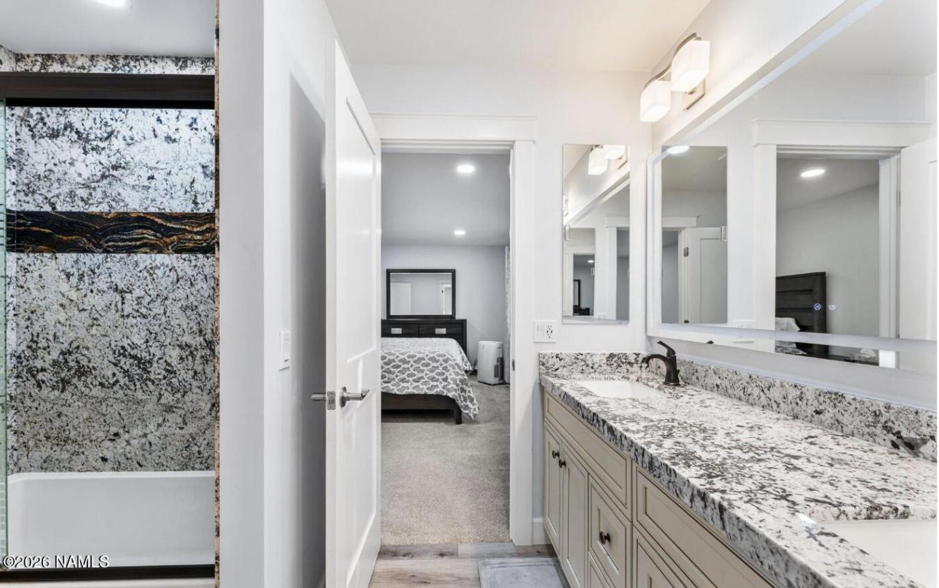 Flagstaff, Coconino, 86004, United States, 6 Bedrooms Bedrooms, ,5 BathroomsBathrooms,Residential,For Sale,2014244