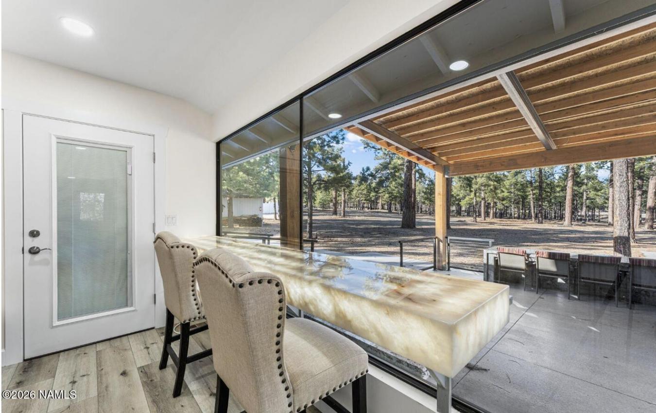 Flagstaff, Coconino, 86004, United States, 6 Bedrooms Bedrooms, ,5 BathroomsBathrooms,Residential,For Sale,2014244