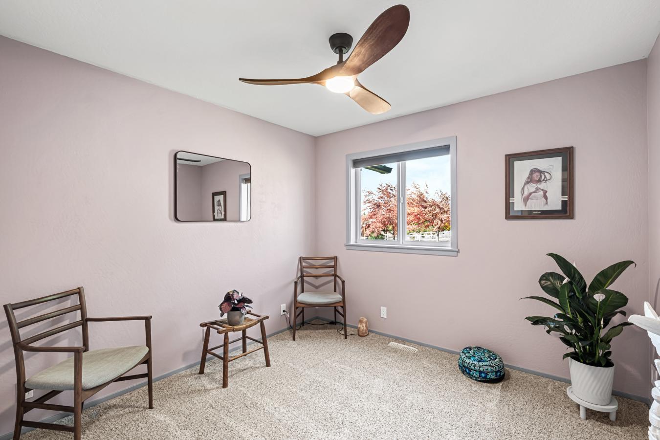 Ashland, Jackson, 97520, United States, 4 Bedrooms Bedrooms, ,3 BathroomsBathrooms,Residential,For Sale,2014241