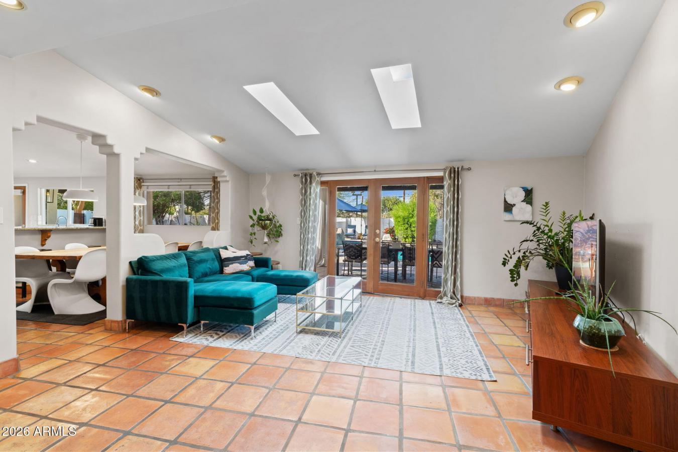 Scottsdale, Maricopa, 85260, United States, 4 Bedrooms Bedrooms, ,3 BathroomsBathrooms,Residential,For Sale,2014550