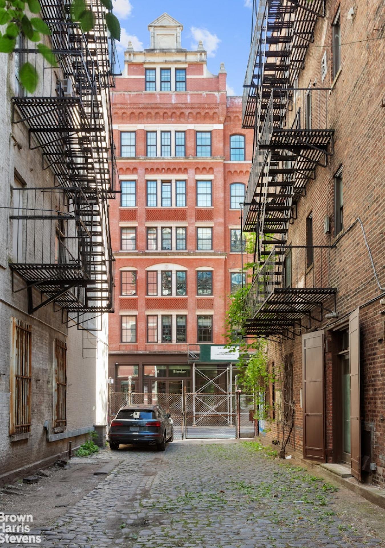 Soho, New York, 10012, United States, 1 Bedroom Bedrooms, ,1 BathroomBathrooms,Residential,For Sale,2024335