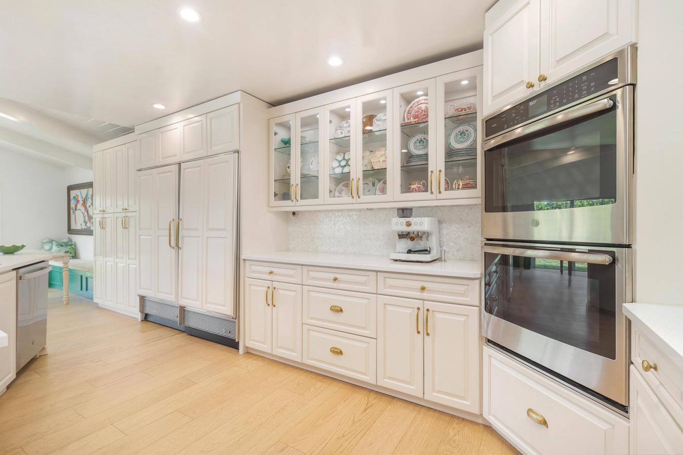 West Palm Beach, Florida, 33401, United States, 3 Bedrooms Bedrooms, ,3 BathroomsBathrooms,Residential,For Sale,2014544