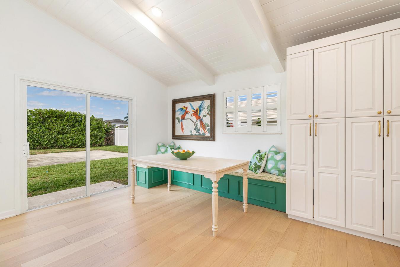 West Palm Beach, Florida, 33401, United States, 3 Bedrooms Bedrooms, ,3 BathroomsBathrooms,Residential,For Sale,2014544