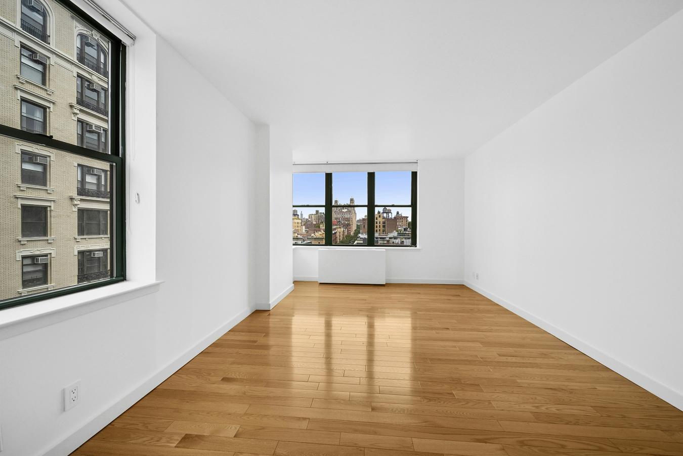 New York, New York, 10024, United States, 2 Bedrooms Bedrooms, ,2 BathroomsBathrooms,Residential,For Sale,2014543