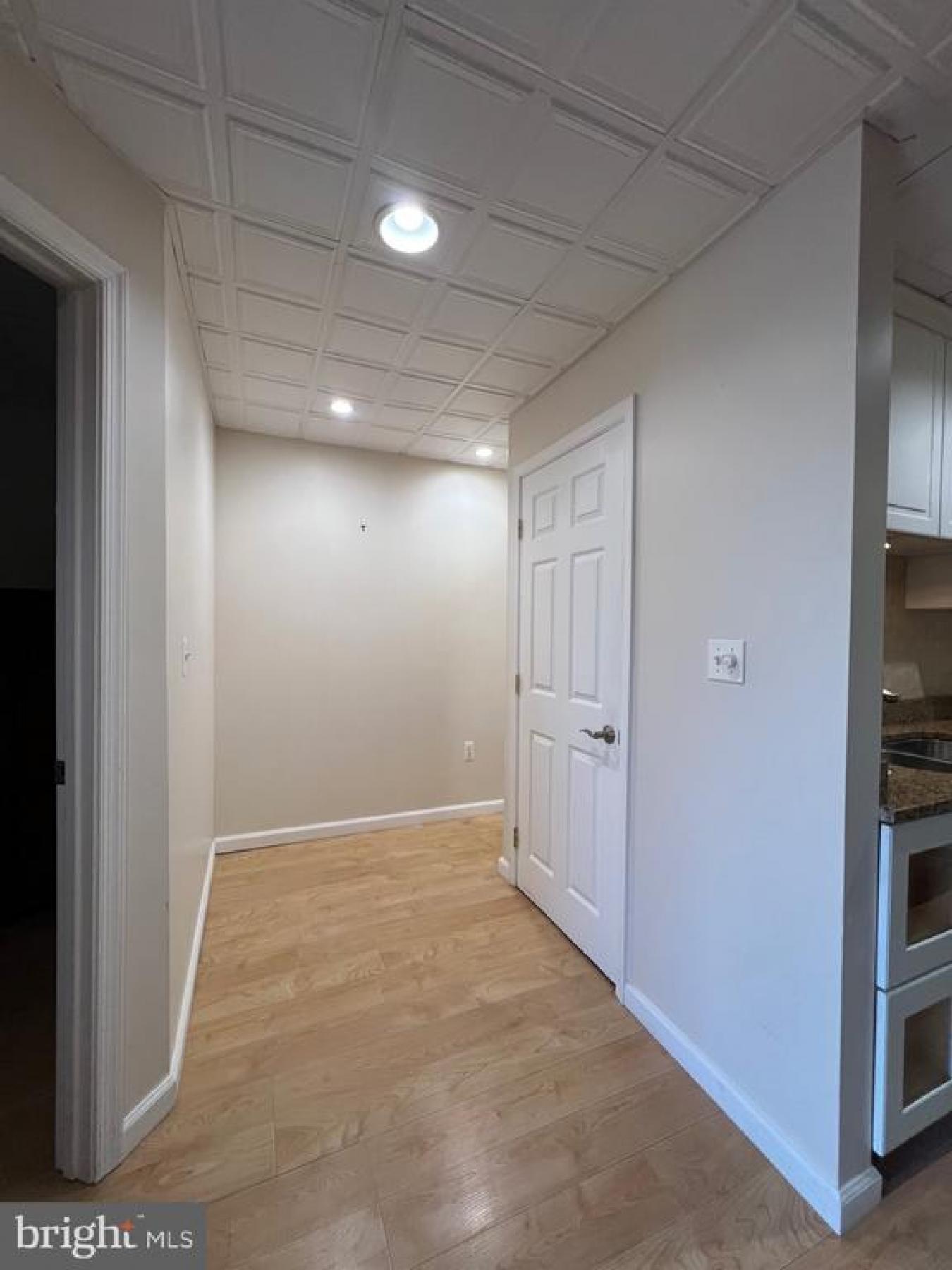 Dont miss this opportunity! This ground floor, 1 bedroom, 1 bath condo – image 13