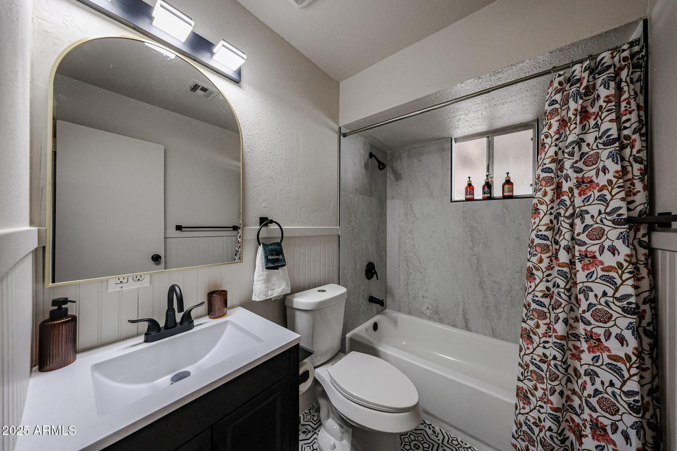 Phoenix, Maricopa, 85014, United States, ,Residential,For Sale,2014892