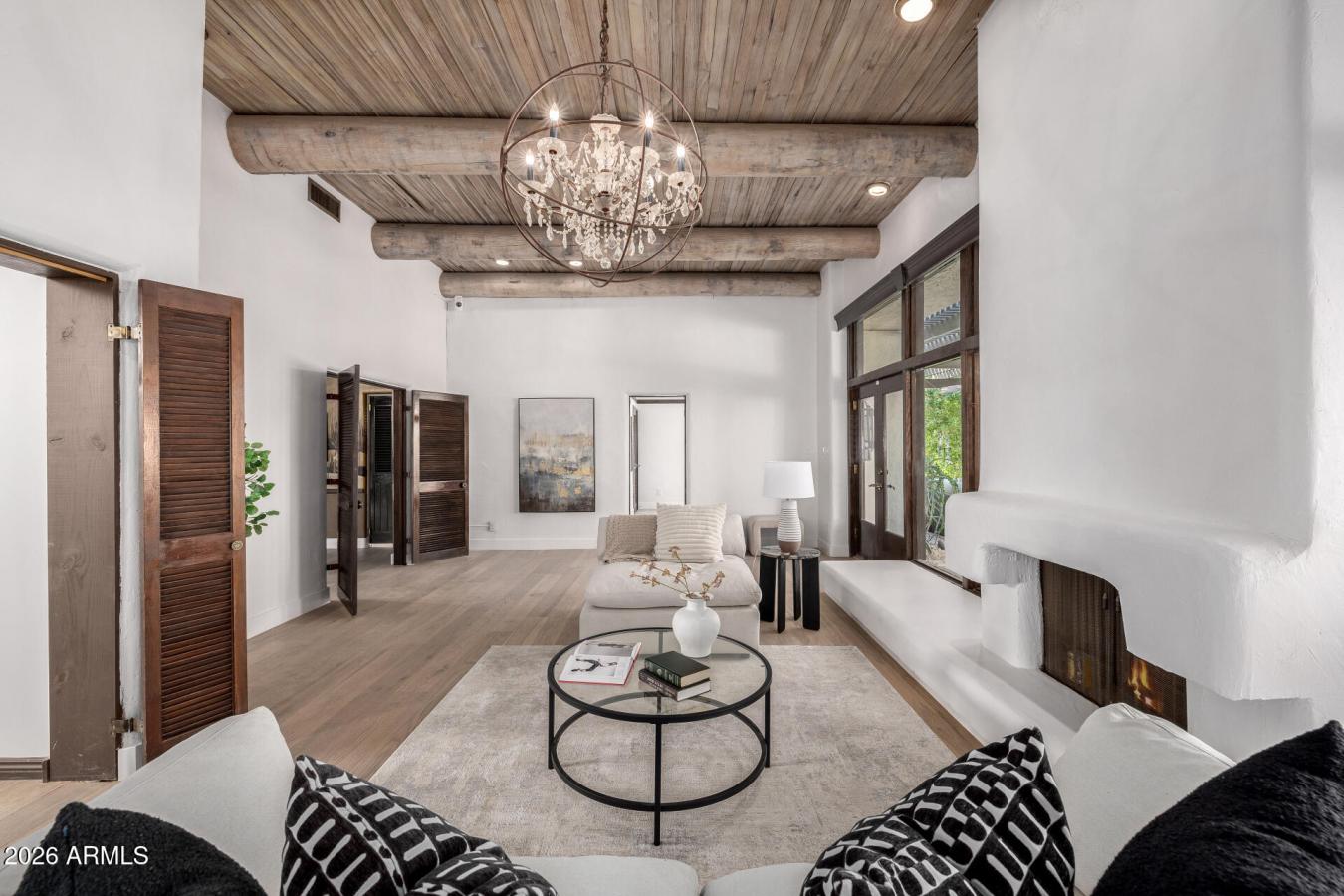 Phoenix, Maricopa, 85020, United States, 4 Bedrooms Bedrooms, ,3 BathroomsBathrooms,Residential,For Sale,2014890