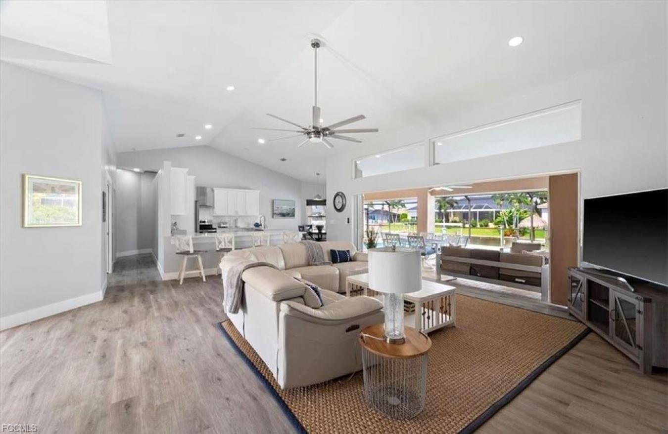 Cape Coral, Lee County, 33914, United States, 4 Bedrooms Bedrooms, ,2 BathroomsBathrooms,Residential,For Sale,2014883