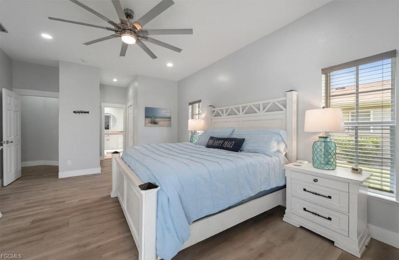 Cape Coral, Lee County, 33914, United States, 4 Bedrooms Bedrooms, ,2 BathroomsBathrooms,Residential,For Sale,2014883