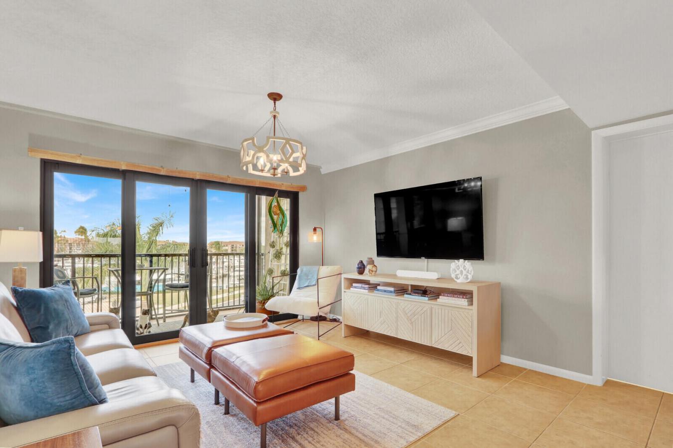 This two-bedroom, two-bath condominium offers a relaxed waterfront lif – image 8