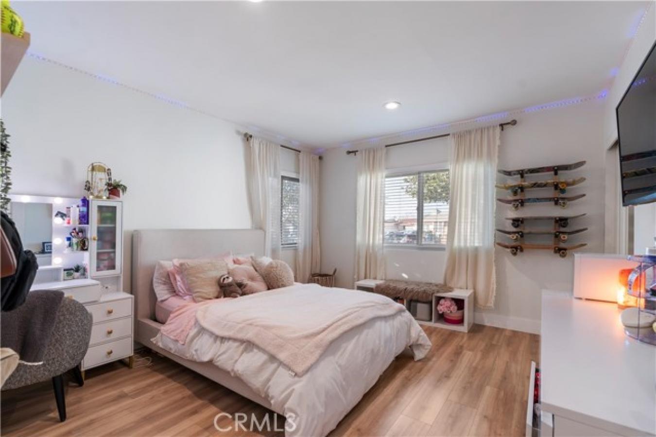 Los Angeles, Los Angeles, 90045, United States, ,Residential,For Sale,2015182