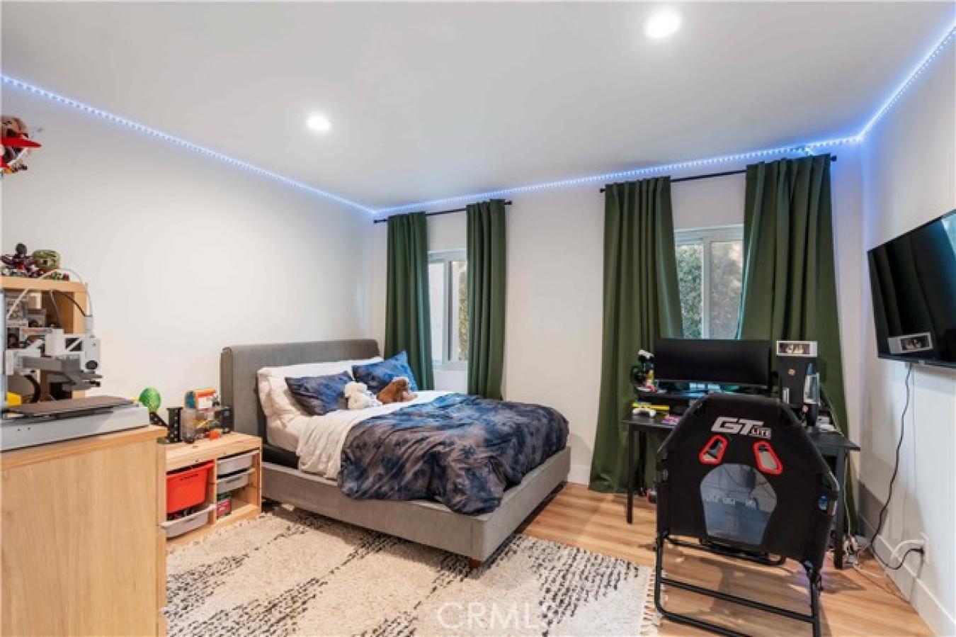 Los Angeles, Los Angeles, 90045, United States, ,Residential,For Sale,2015182