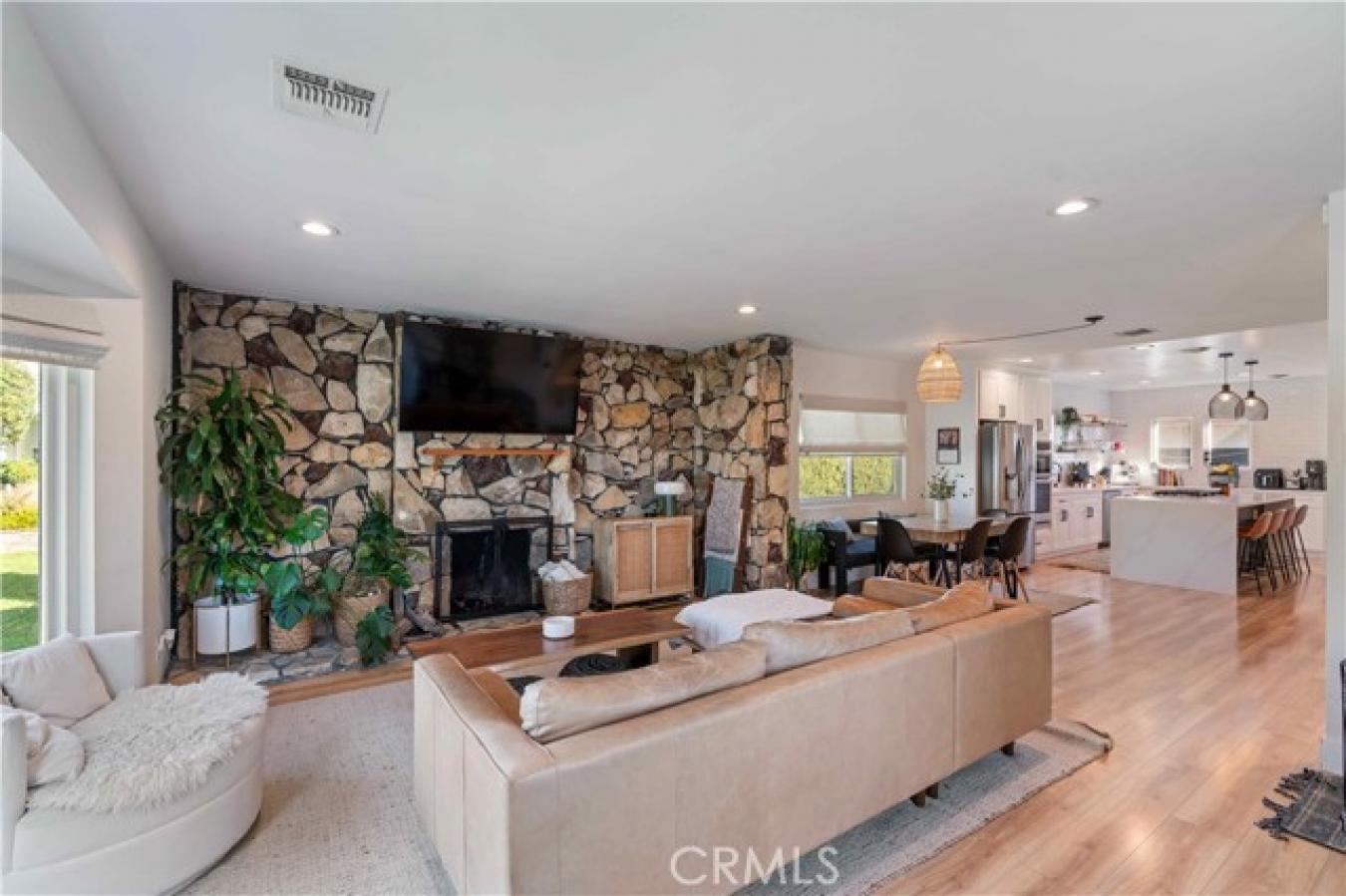 Los Angeles, Los Angeles, 90045, United States, ,Residential,For Sale,2015182