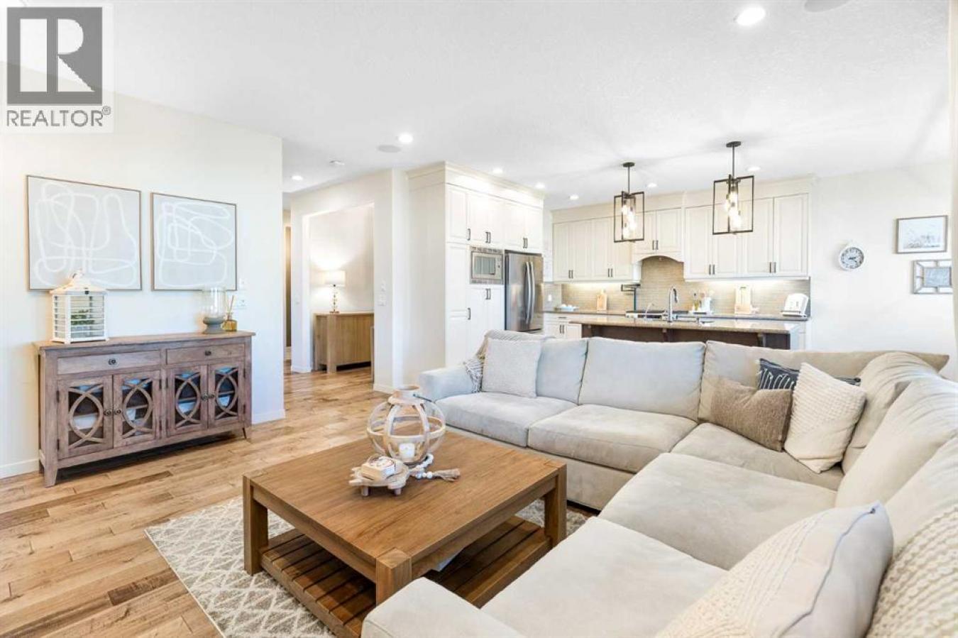 Calgary, AB, T3M0Z6, Canada, 4 Bedrooms Bedrooms, ,3 BathroomsBathrooms,Residential,For Sale,2015178