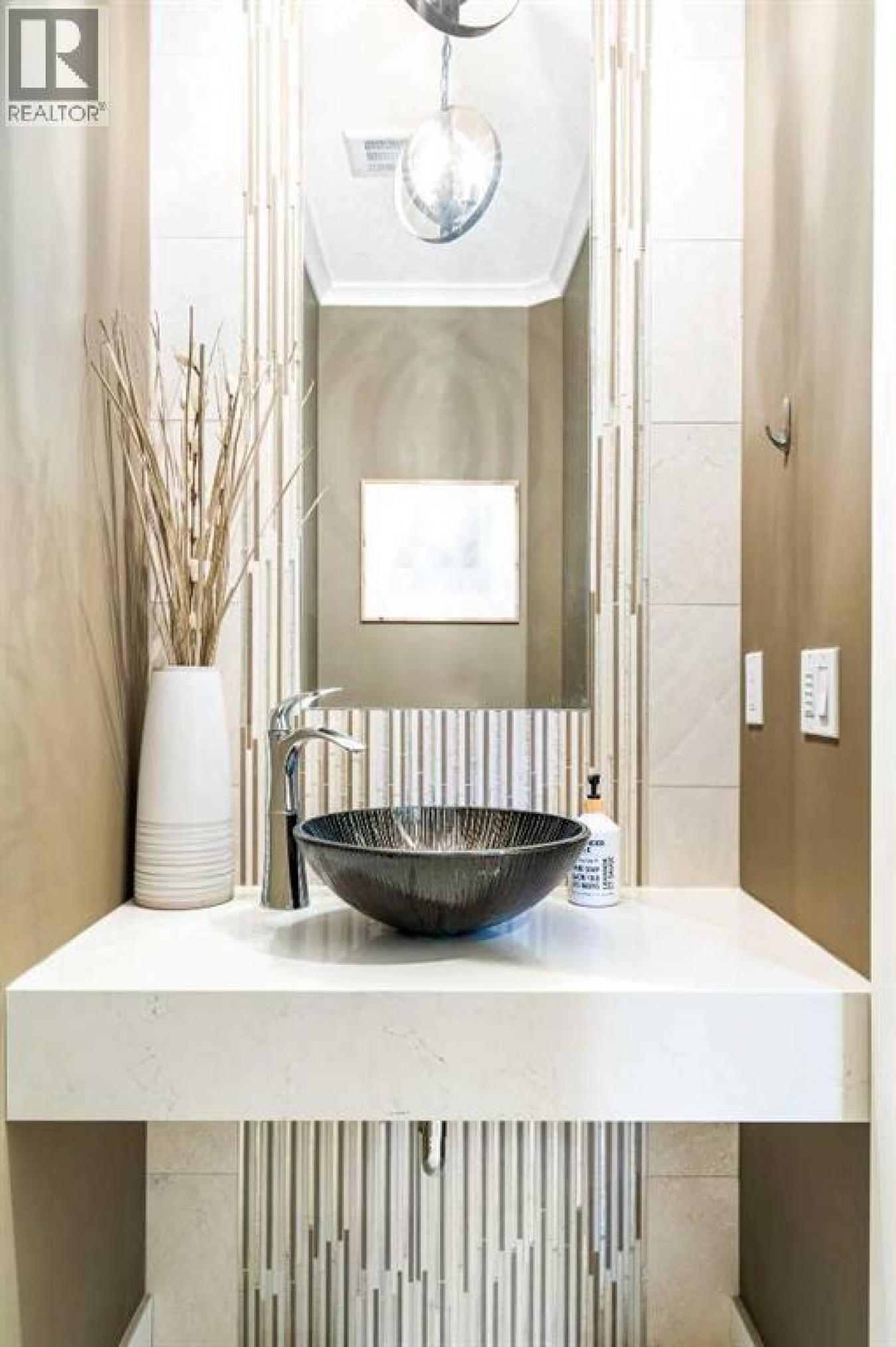 Calgary, AB, T3M0Z6, Canada, 4 Bedrooms Bedrooms, ,3 BathroomsBathrooms,Residential,For Sale,2015178