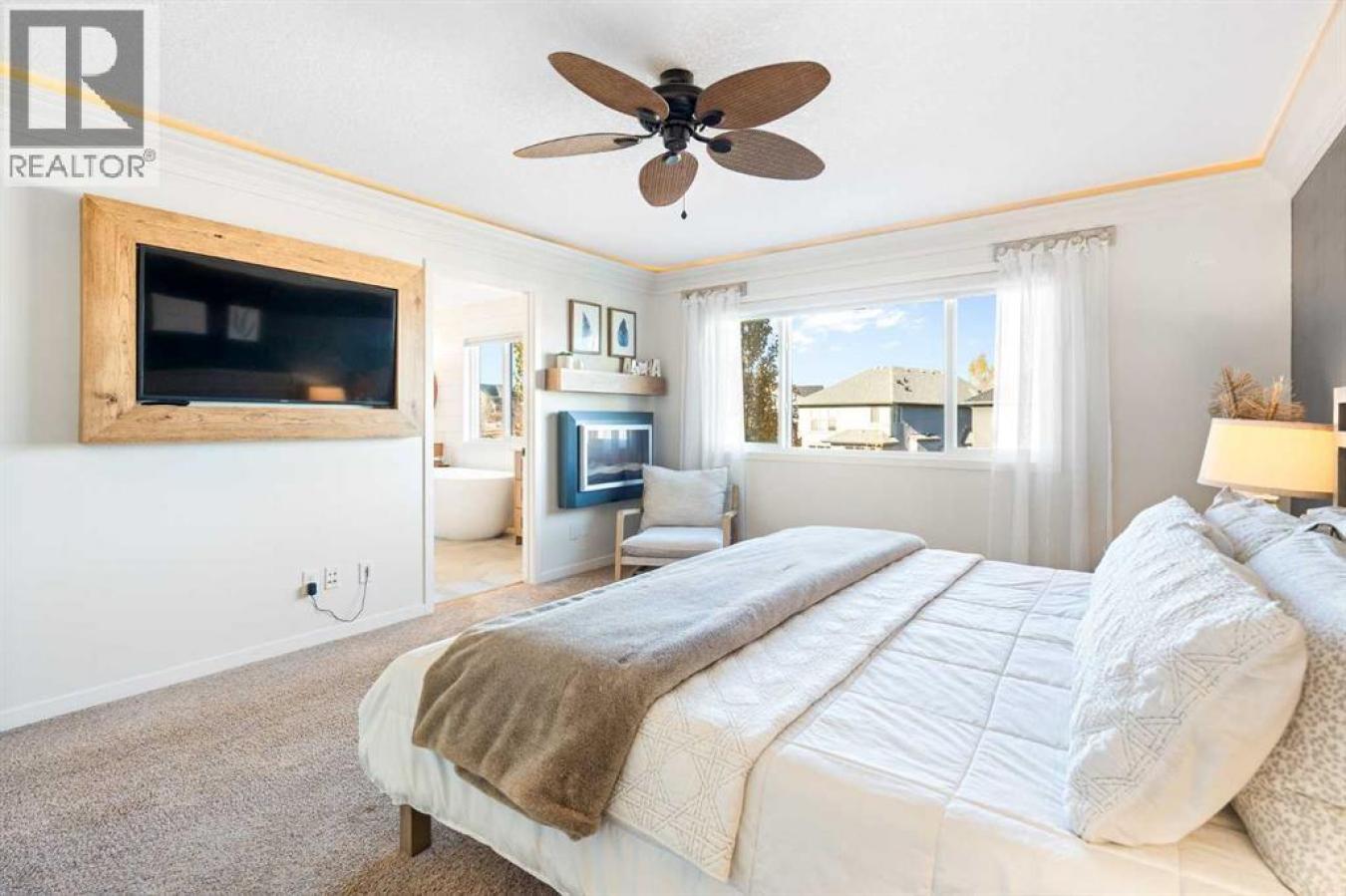 Calgary, AB, T3M0Z6, Canada, 4 Bedrooms Bedrooms, ,3 BathroomsBathrooms,Residential,For Sale,2015178