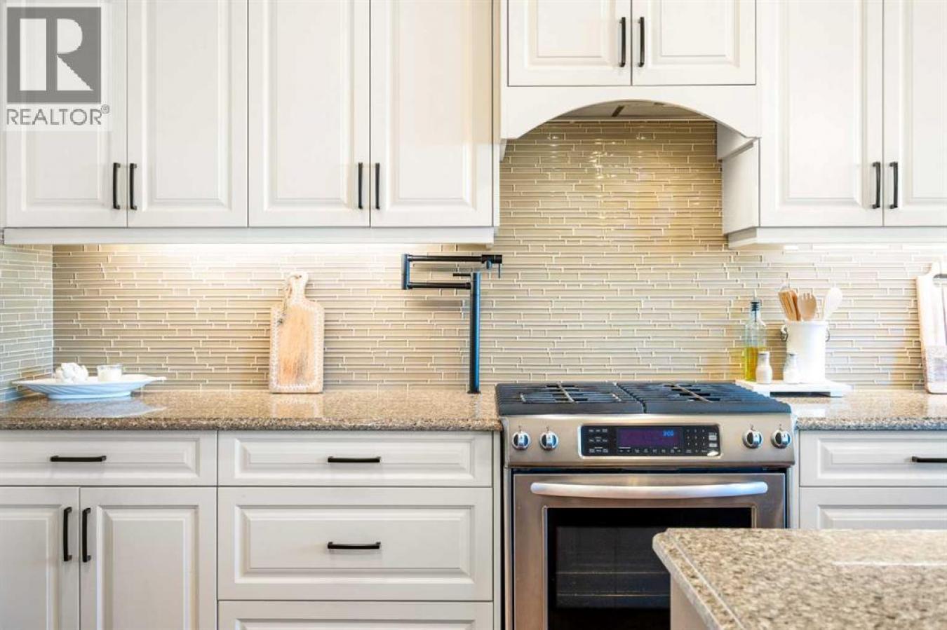 Calgary, AB, T3M0Z6, Canada, 4 Bedrooms Bedrooms, ,3 BathroomsBathrooms,Residential,For Sale,2015178