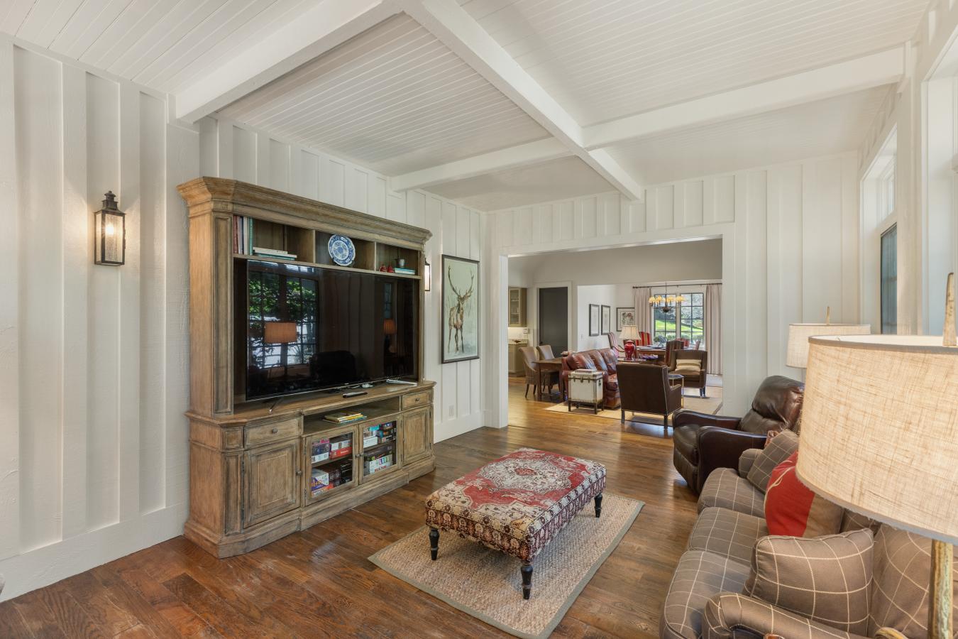 Highlands, Macon, 28734, United States, 4 Bedrooms Bedrooms, ,4 BathroomsBathrooms,Residential,For Sale,2014876