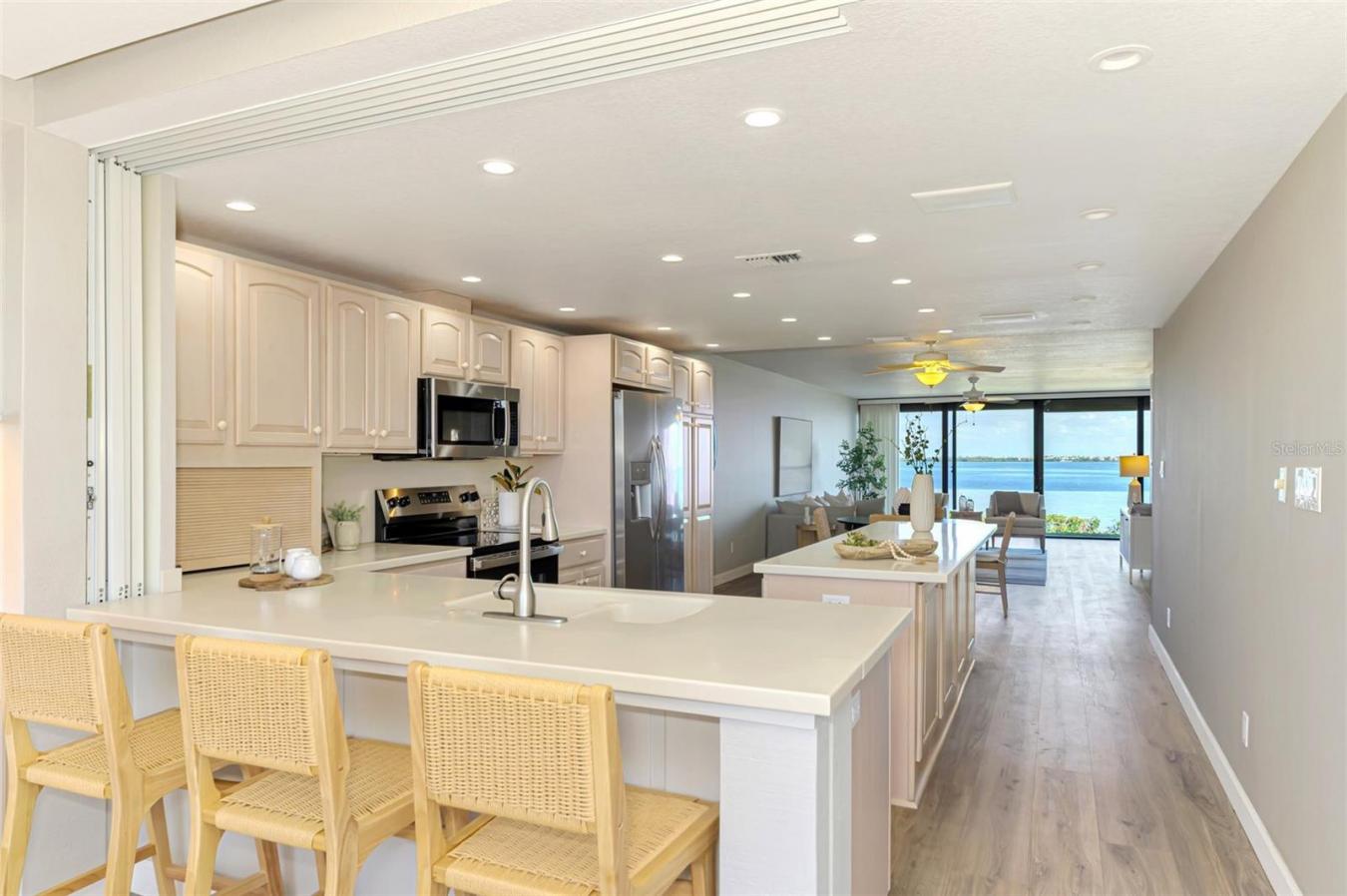 HOLMES BEACH, Manatee, 34217, United States, 2 Bedrooms Bedrooms, ,2 BathroomsBathrooms,Residential,For Sale,2015170