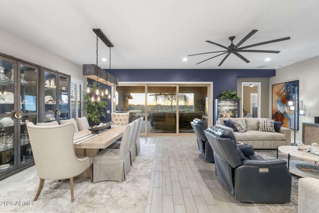 Phoenix, Maricopa, 85054, United States, 3 Bedrooms Bedrooms, ,3 BathroomsBathrooms,Residential,For Sale,2015166