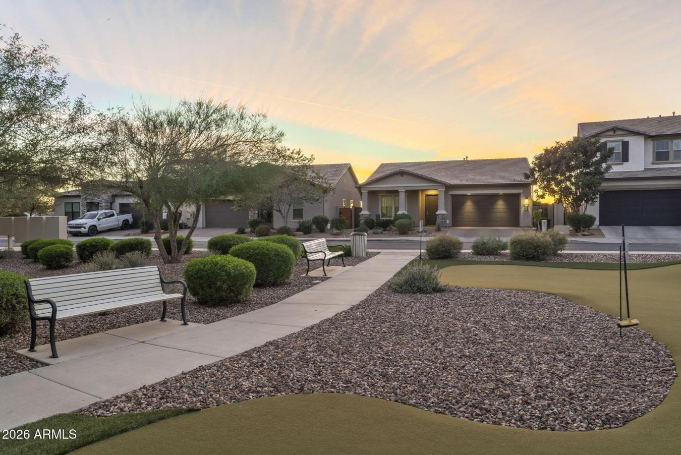 Phoenix, Maricopa, 85054, United States, 3 Bedrooms Bedrooms, ,3 BathroomsBathrooms,Residential,For Sale,2015166