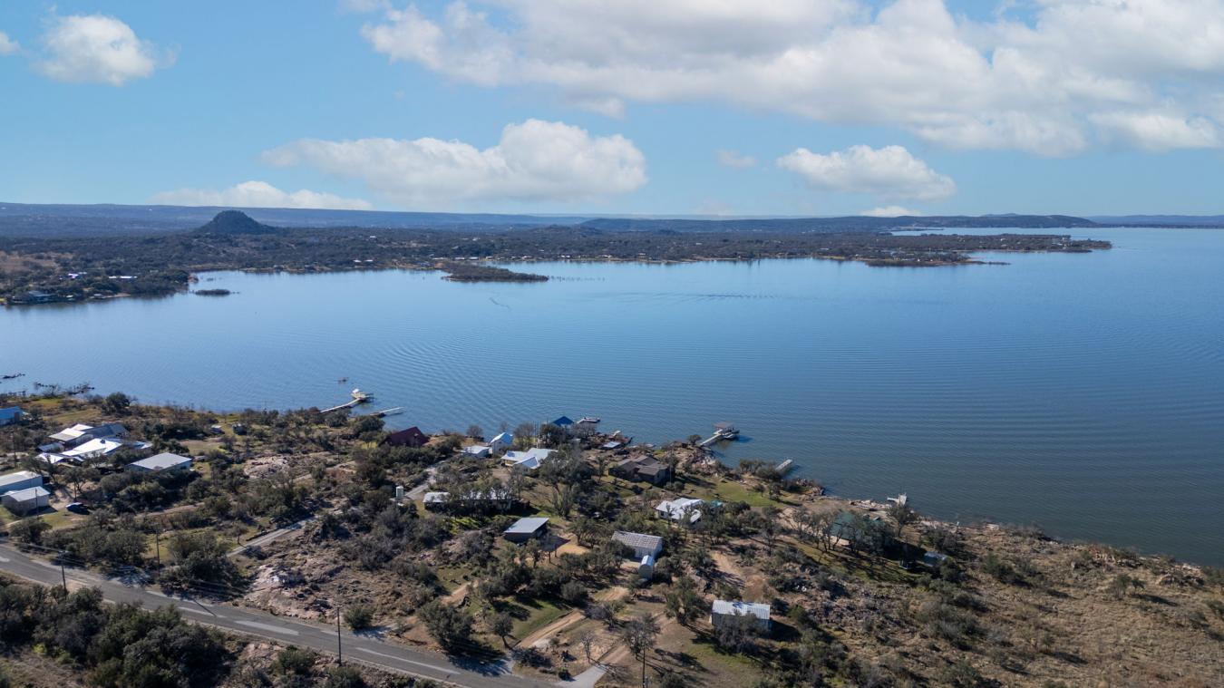 Burnet, Burnet, 78611, United States, 2 Bedrooms Bedrooms, ,1 BathroomBathrooms,Residential,For Sale,2015165