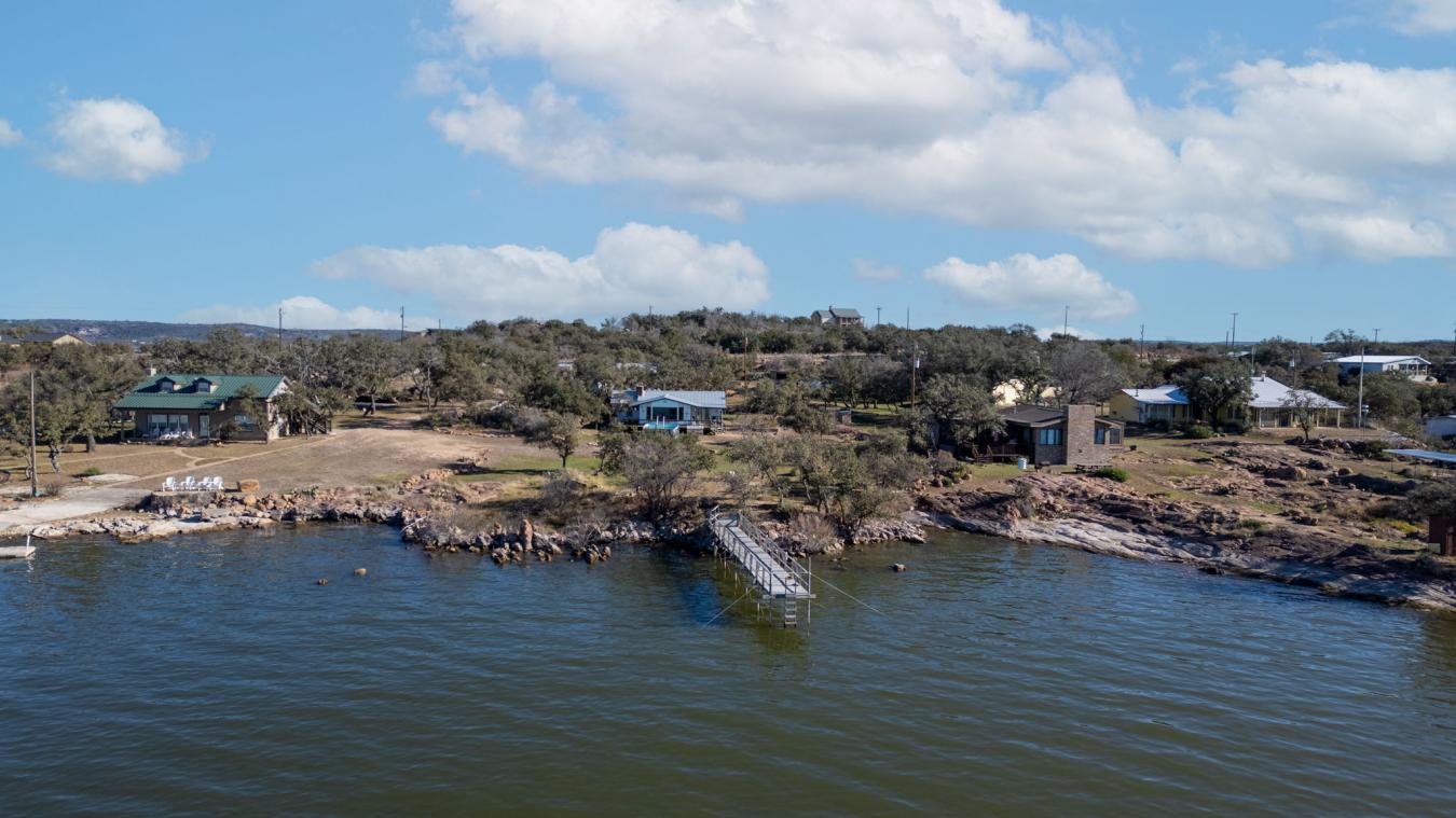 Burnet, Burnet, 78611, United States, 2 Bedrooms Bedrooms, ,1 BathroomBathrooms,Residential,For Sale,2015165