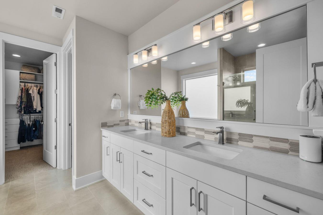 Bend, Deschutes, 97703, United States, 3 Bedrooms Bedrooms, ,2 BathroomsBathrooms,Residential,For Sale,2015391