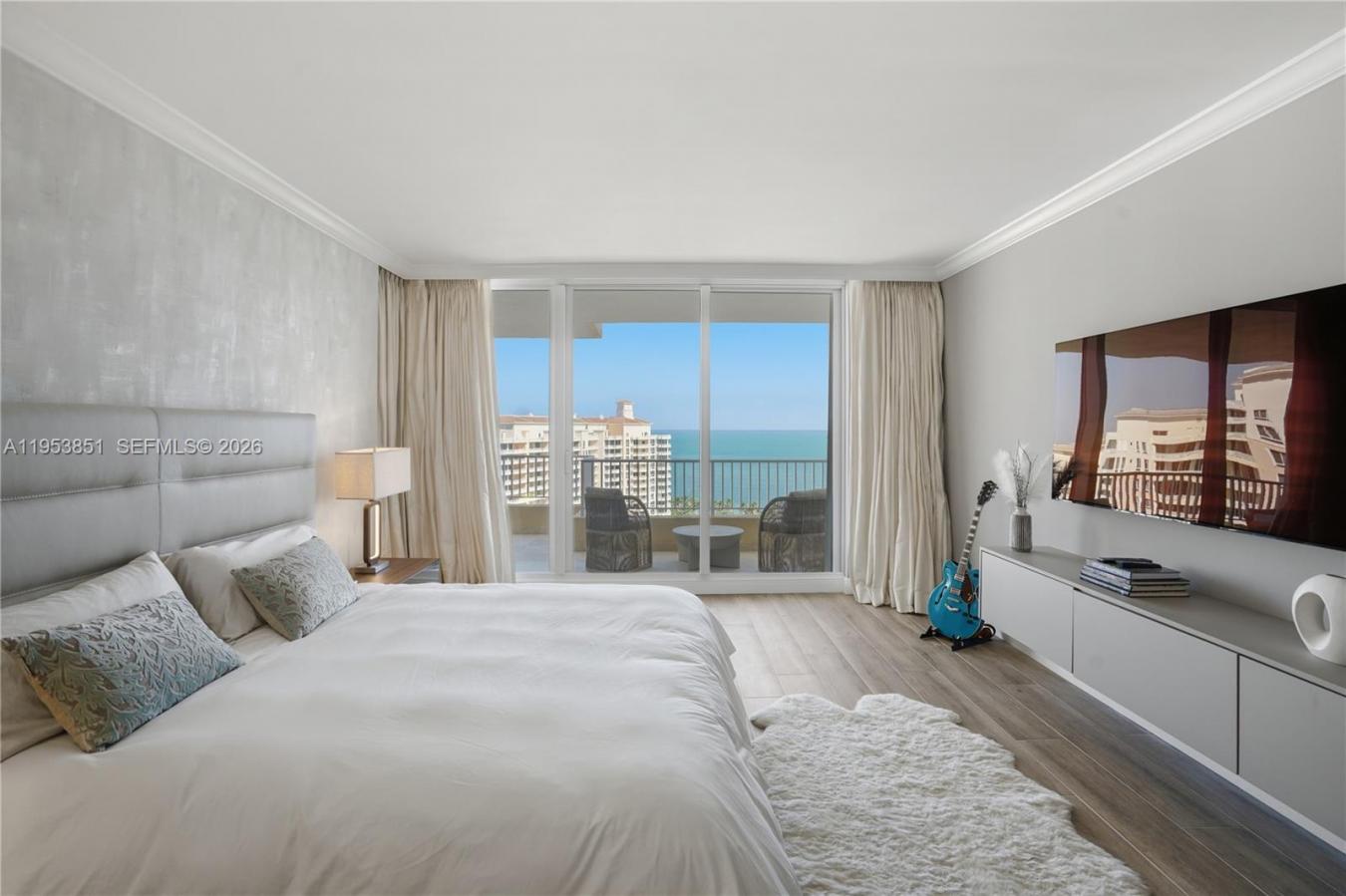 Key Biscayne, Florida, 33149, United States, 3 Bedrooms Bedrooms, ,2 BathroomsBathrooms,Residential,For Sale,2015155